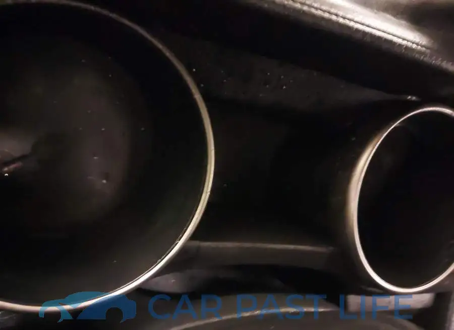 1FA6P8JZ9G5525921# 7
