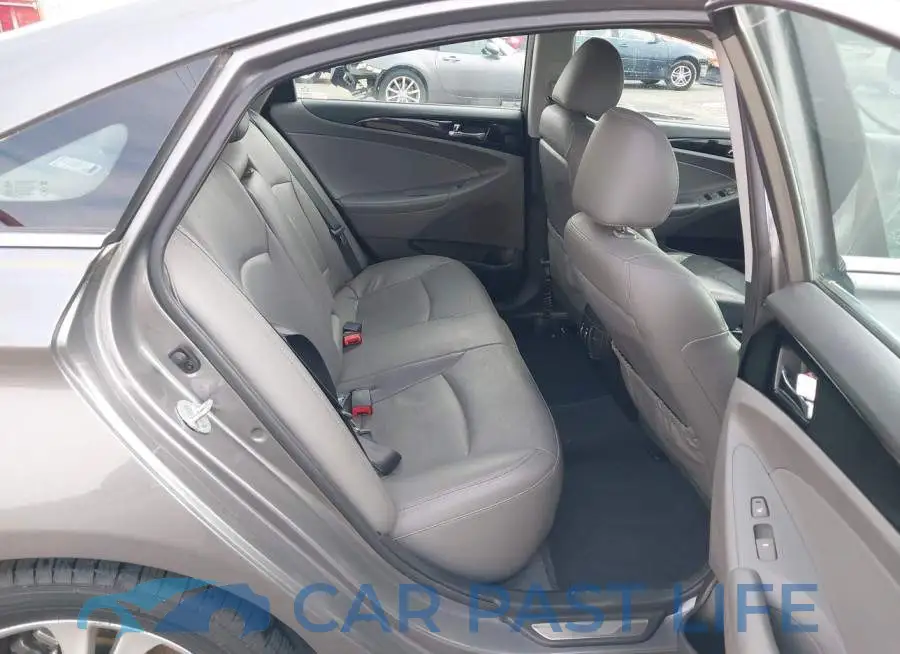 5NPEC4AC9DH659023# 8