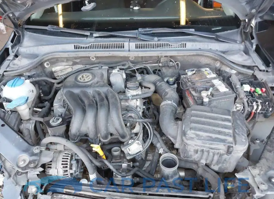 3VW2K7AJ7FM228065# 10