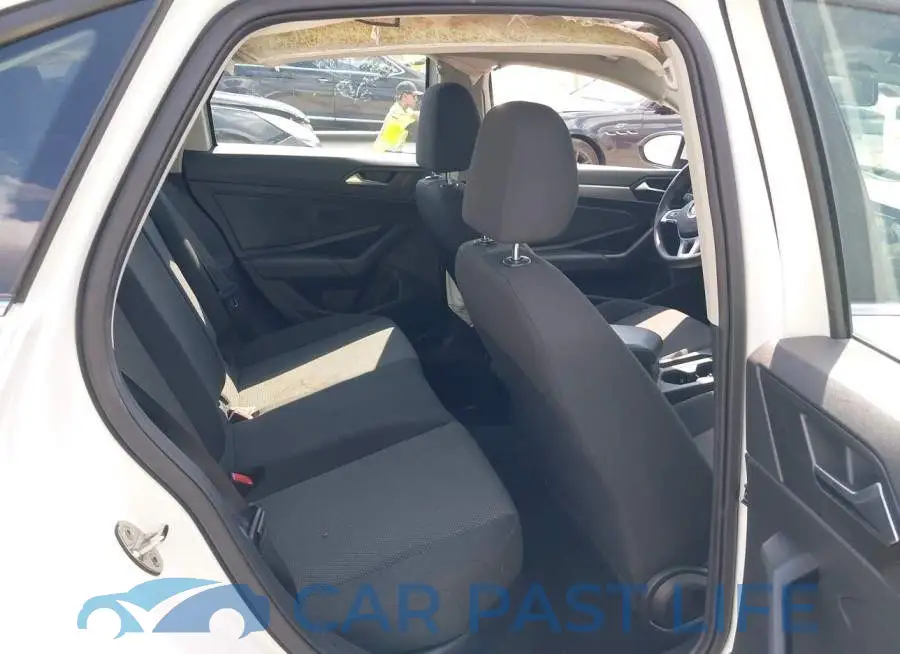 3VWCB7BU6KM232602# 8