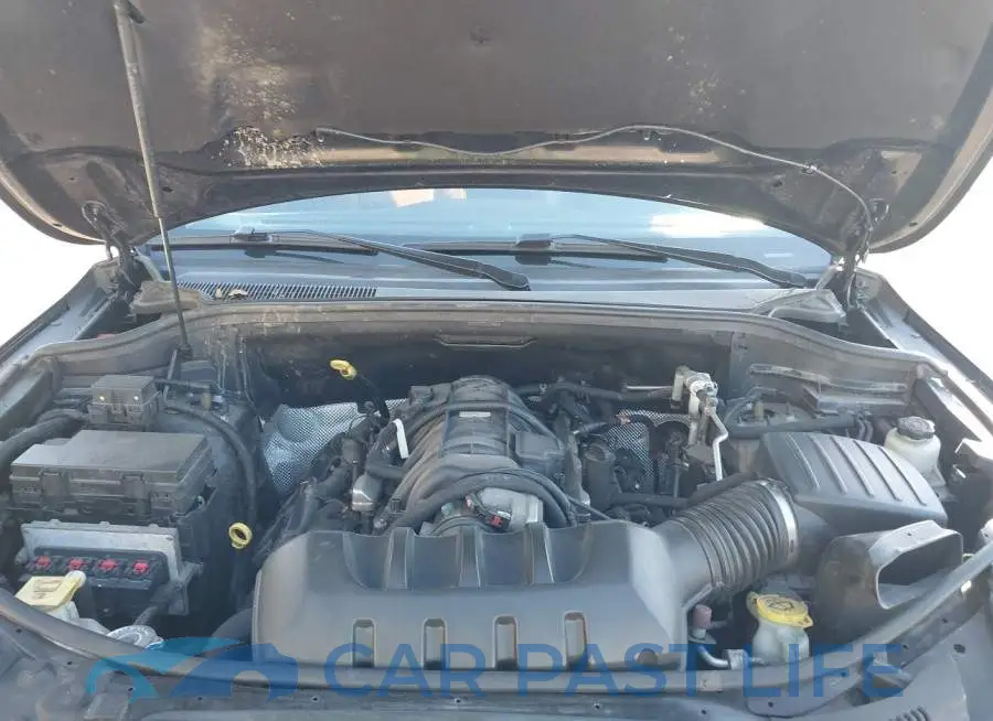 1C4RJFCT1DC651882# 10
