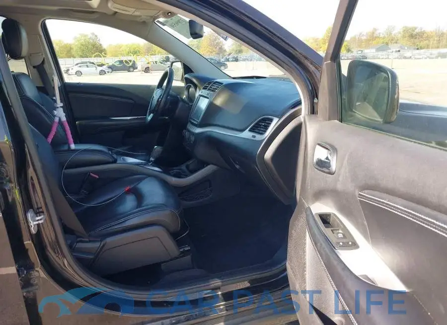 3C4PDCDG5DT521607# 5