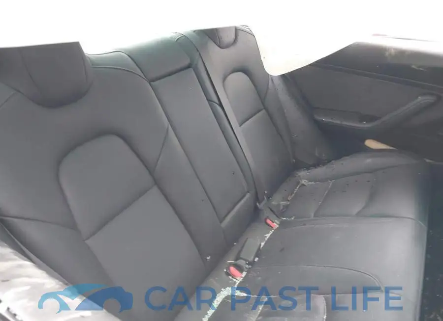 5YJ3E1EB5JF103318# 8