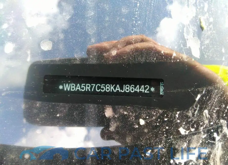 WBA5R7C58KAJ86442# 9