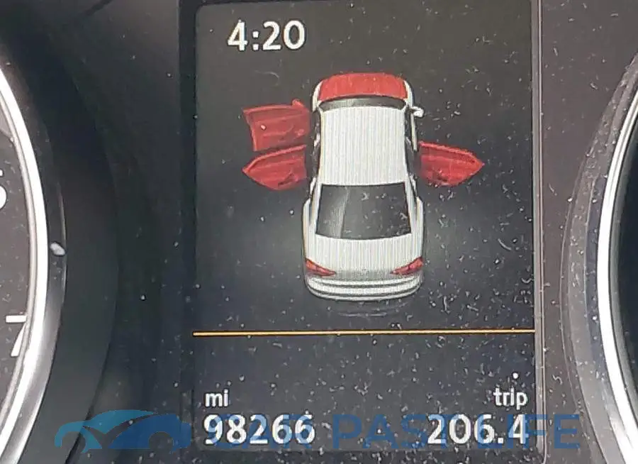 1VWLA7A37KC007800# 7