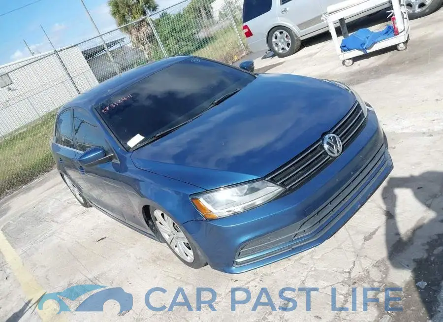 3VW167AJ9HM257389# 1