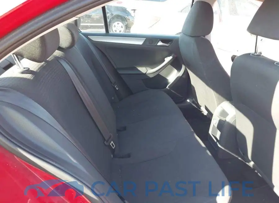3VWD17AJ0FM238190# 8