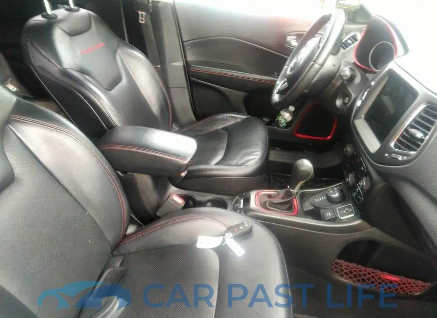 3C4NJDDB9HT635190# 5