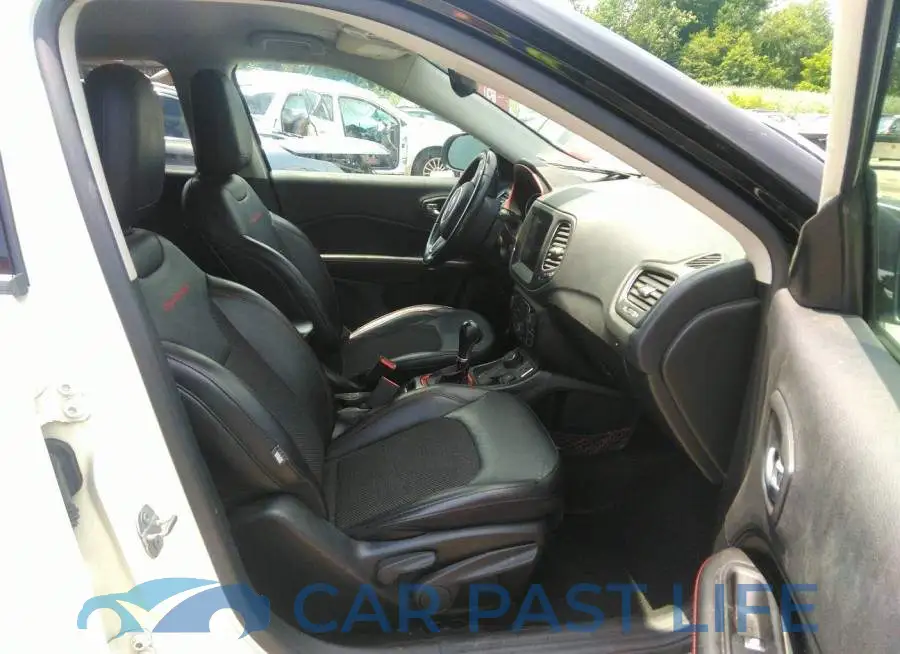 3C4NJDDB9LT195674# 5