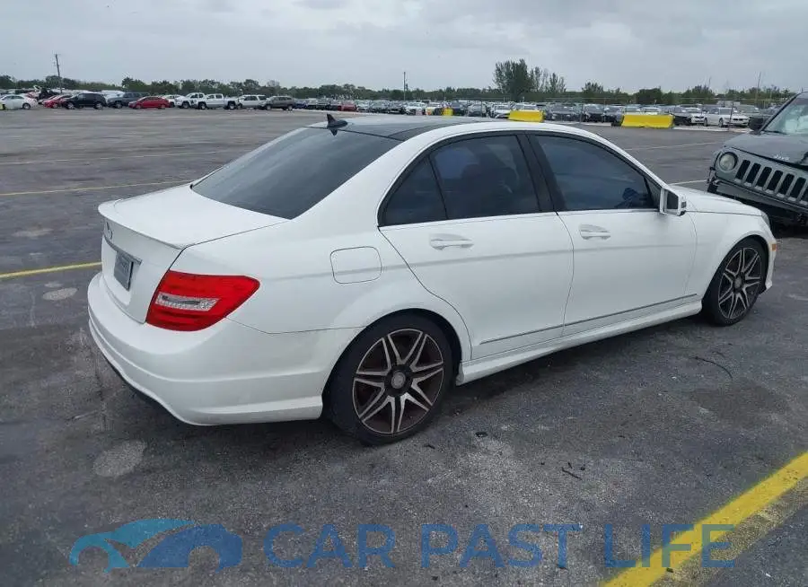 WDDGF4HB5DR275106# 4
