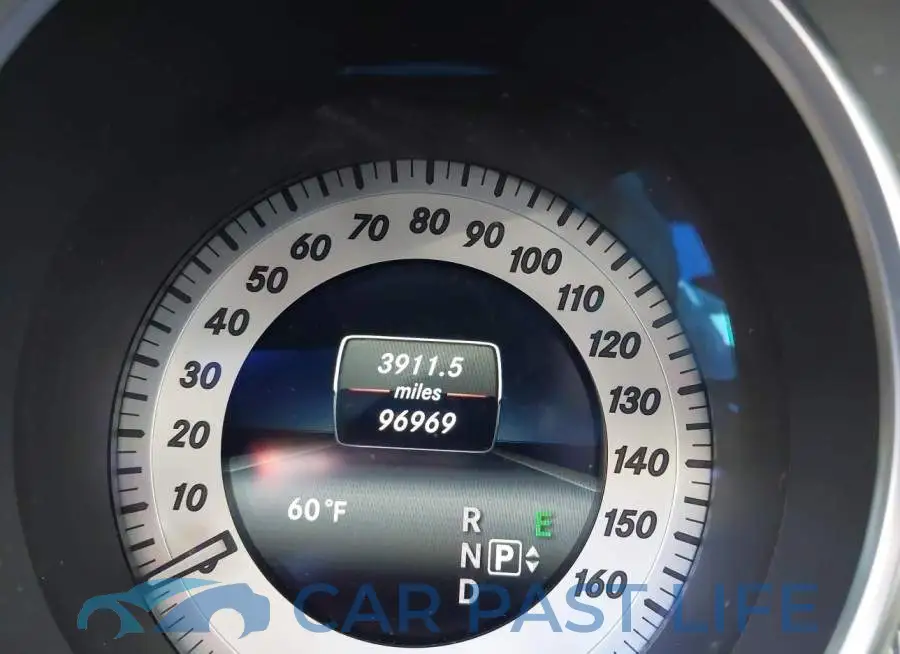 WDDLJ6HB8GA166859# 7