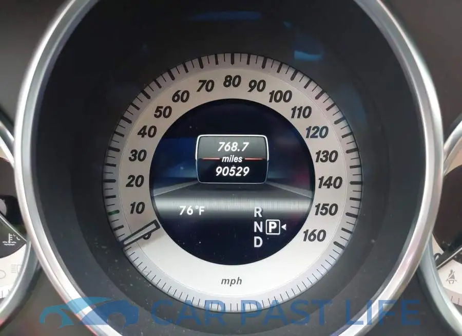 WDDLJ7DB8DA083472# 7