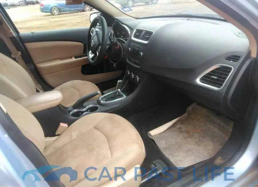 1C3CDZCB8DN682223# 5