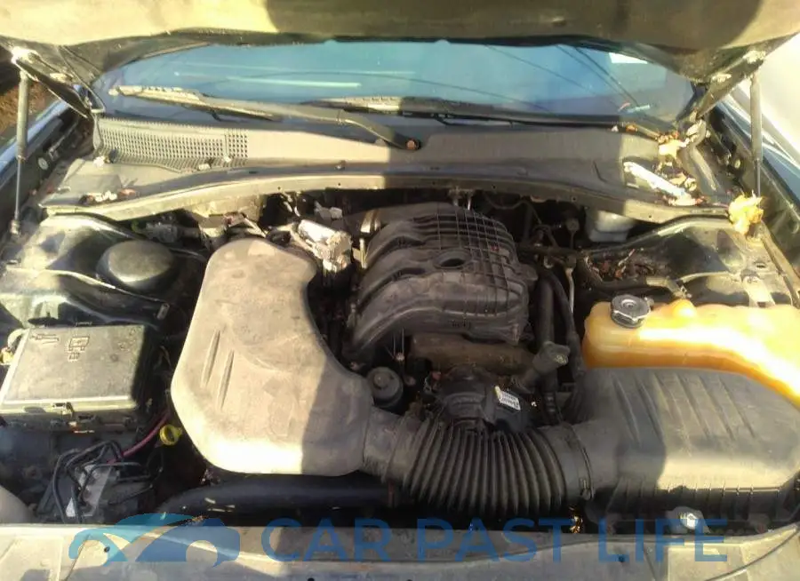 2C3CDXBG9DH682211# 10