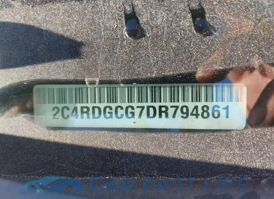 2C4RDGCG7DR794861# 9