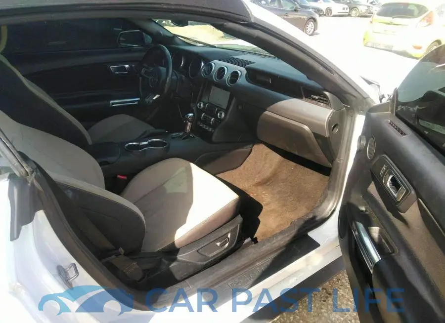 1FATP8UH2J5183273# 5