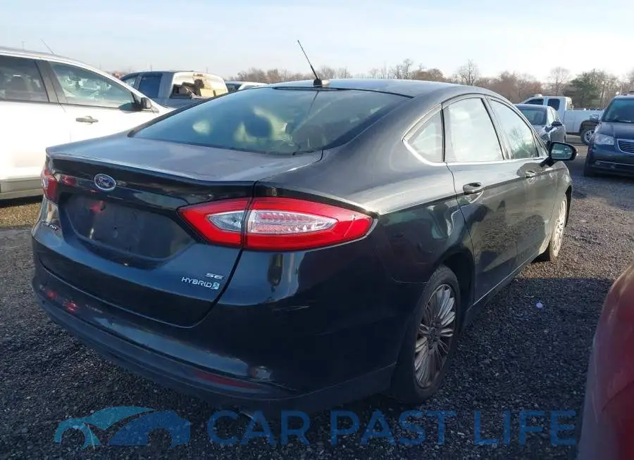 3FA6P0LU2DR185815# 4