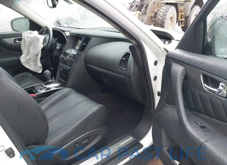 JN8CS1MU2EM451154# 5