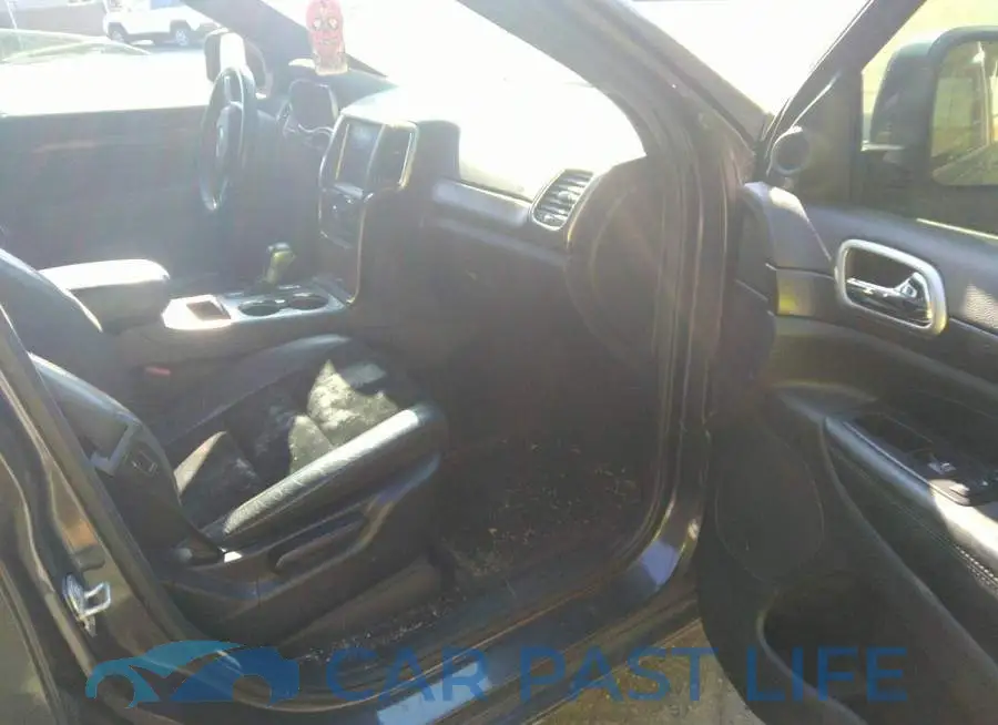 1C4RJEAG7JC391645# 5