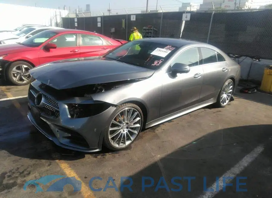 WDD2J5JB3KA035279# 2