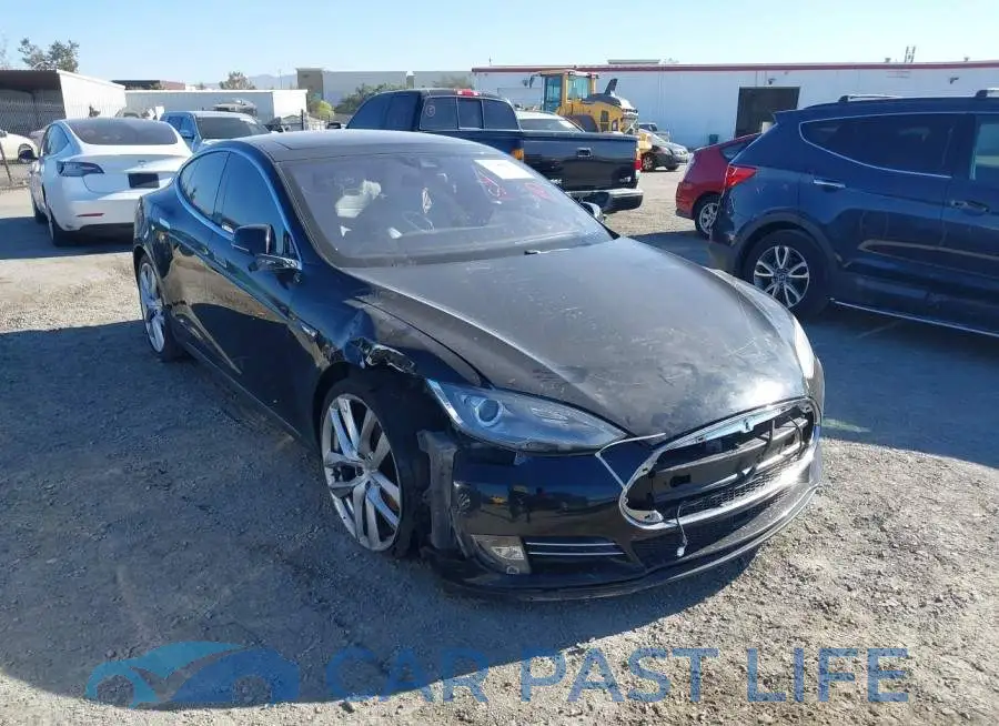 5YJSA1E18GF125899# 1
