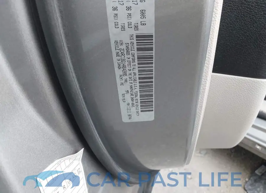 2C4RC1BG1HR642095# 9