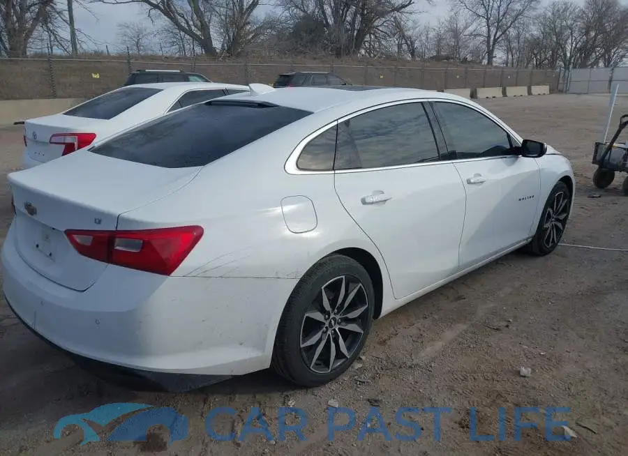 1G1ZD5ST5JF114972# 4