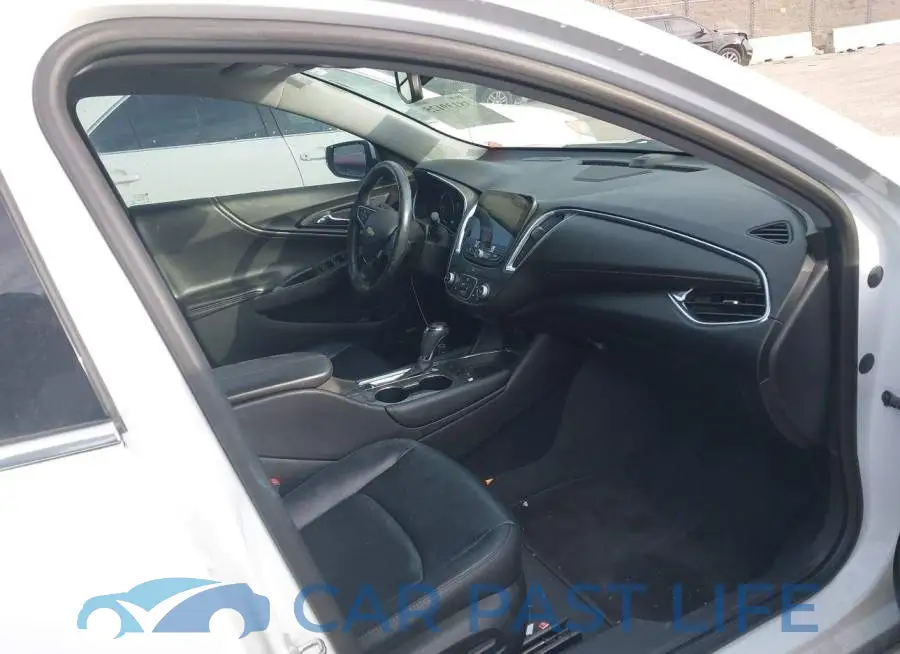 1G1ZD5ST5JF114972# 5