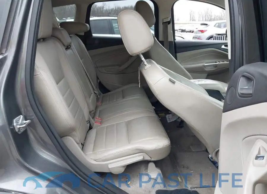 1FMCU9J95EUA11686# 8