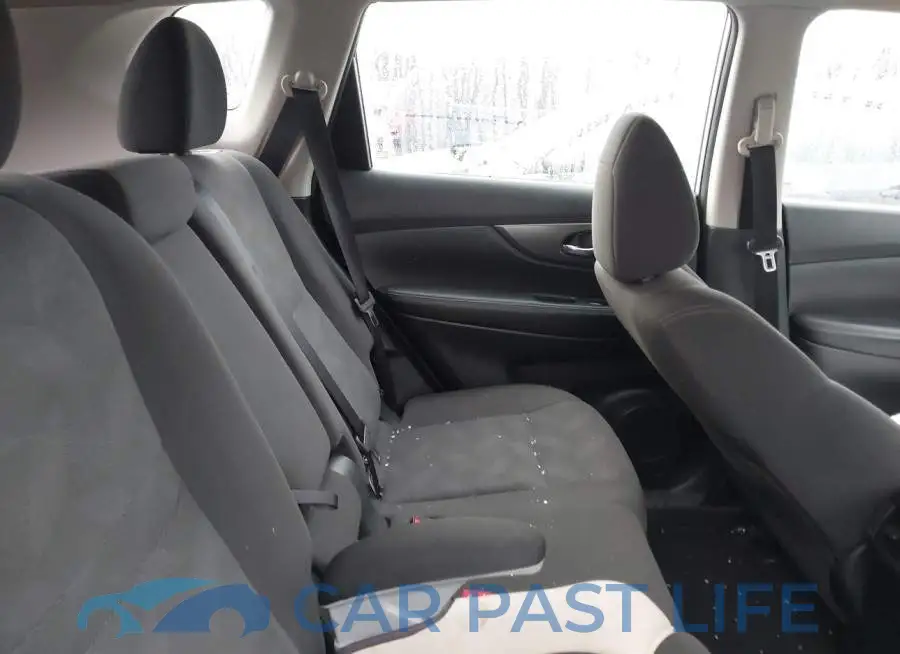 KNMAT2MV8GP617886# 8