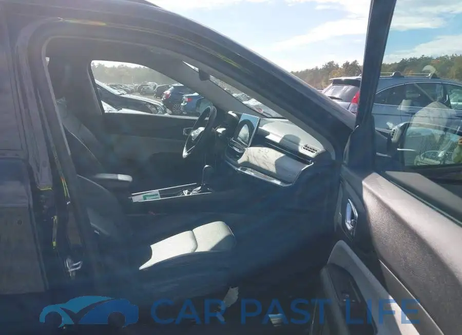 3C4NJDFB9NT196226# 5
