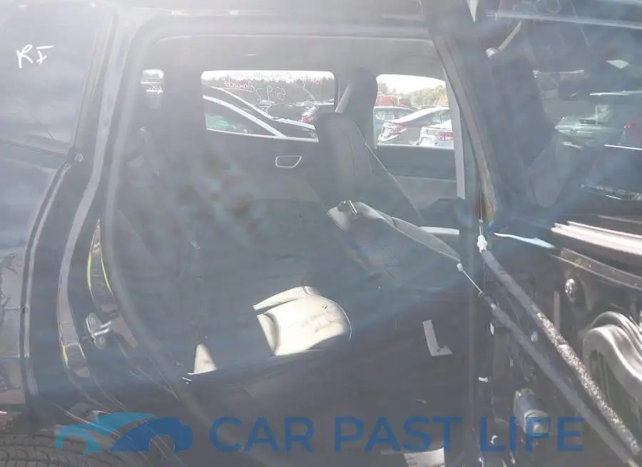 3C4NJDFB9NT196226# 8