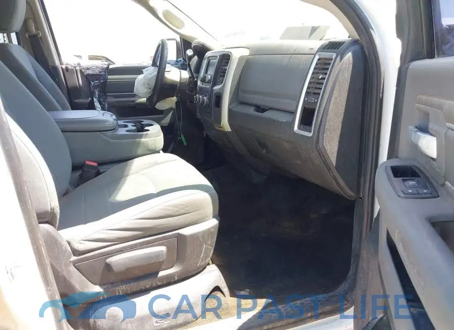 3C6UR5JL7EG223529# 5