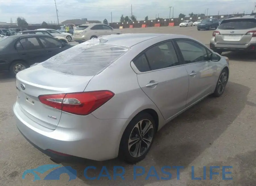 KNAFZ4A89G5522860# 4