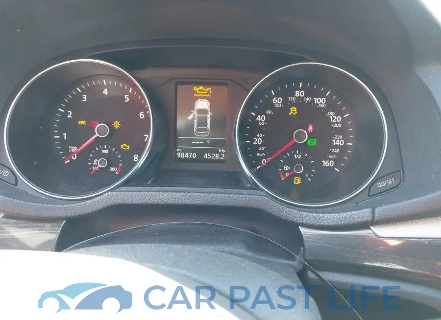 1VWBT7A37GC008233# 7