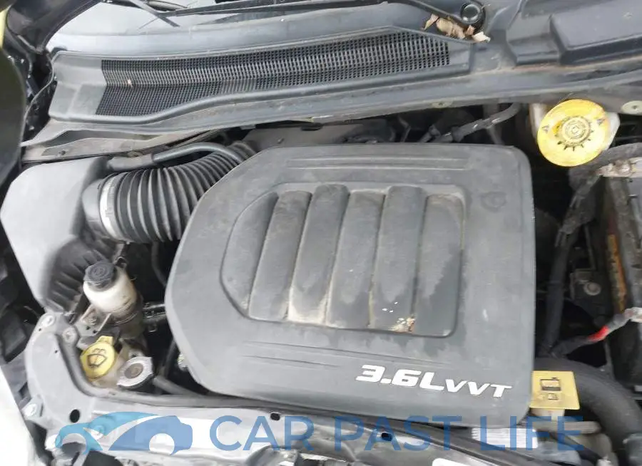 2C4RC1BG4ER115941# 10
