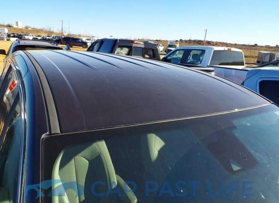 2C4RC1FG1LR211727# 6