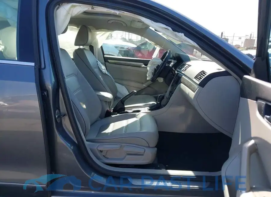 1VWGT7A32HC040773# 5