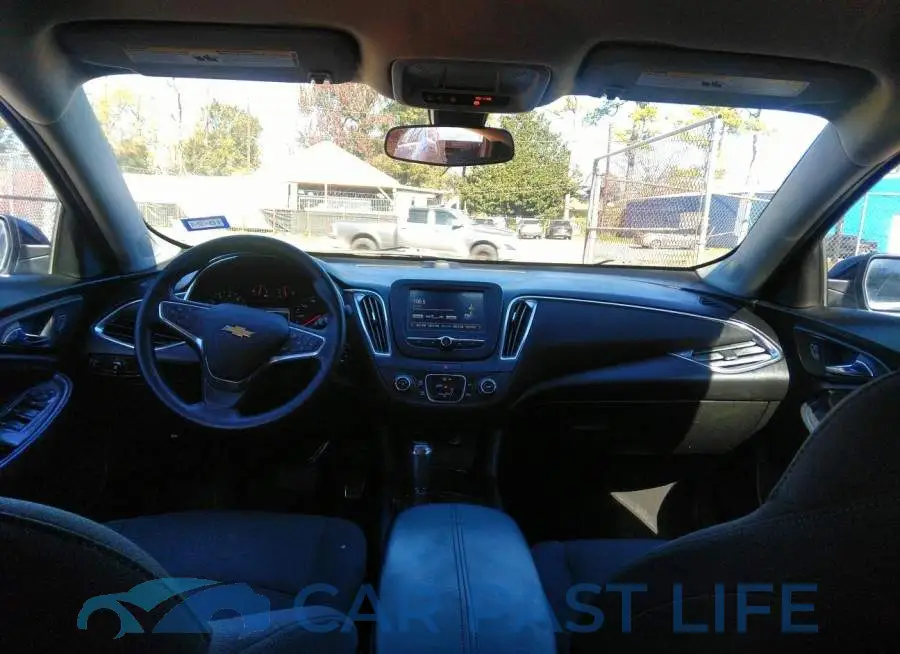 1G1ZD5ST1JF124723# 6