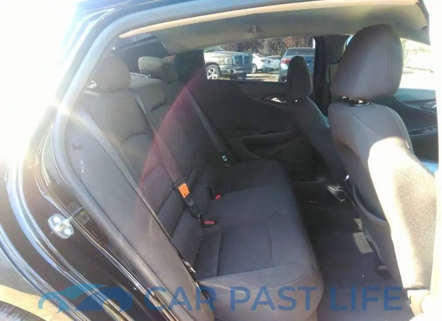 1G1ZD5ST1JF124723# 8