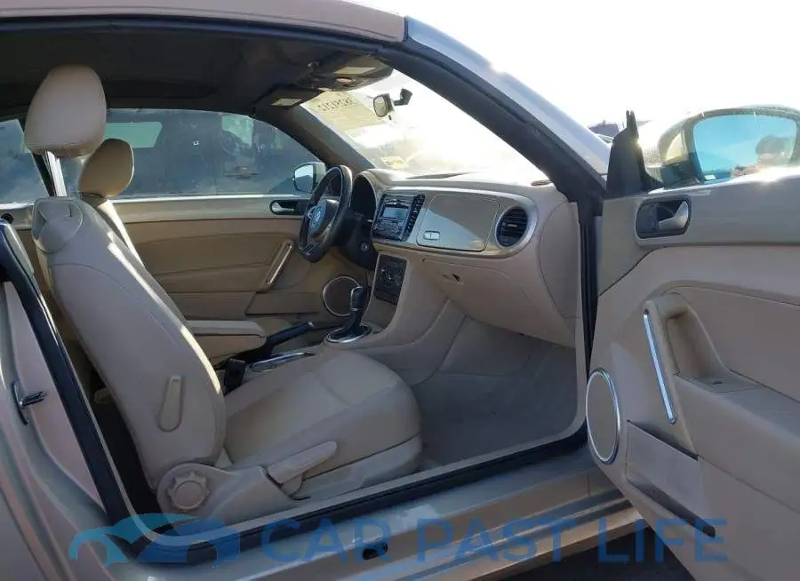 3VW507AT7EM821007# 5