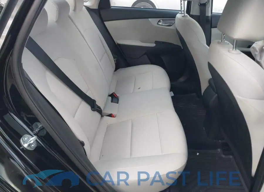 3KPF24AD3PE620078# 8