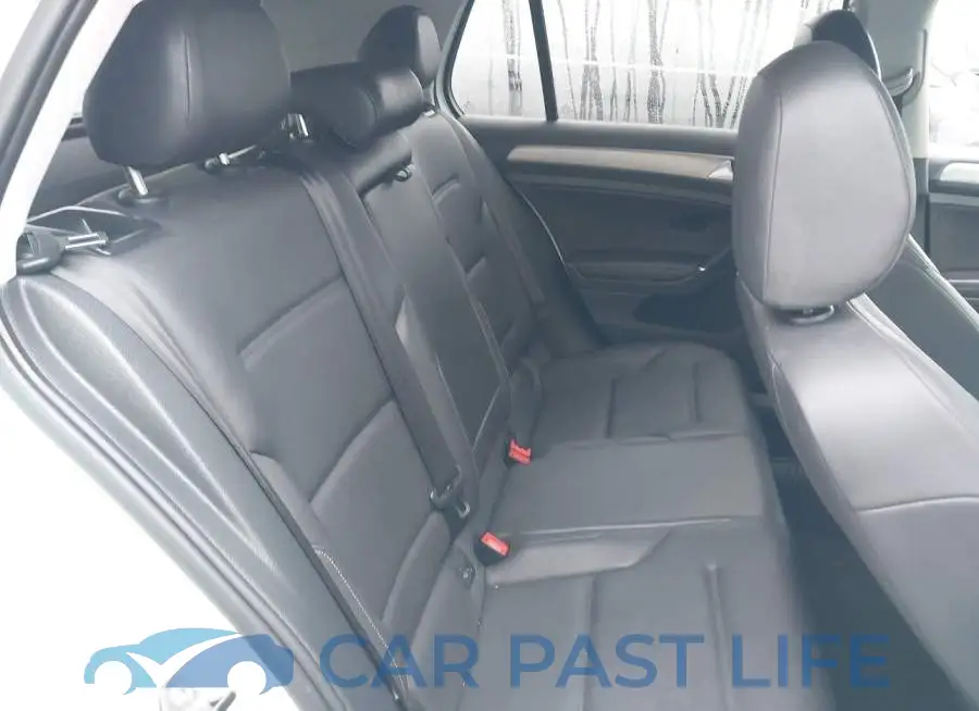 3VW217AU1FM041921# 8