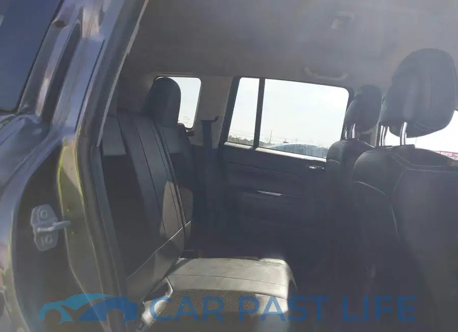 1C4NJCEAXHD117238# 8