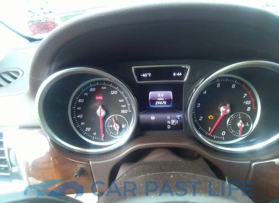 4JGDF7DE8JB032257# 7