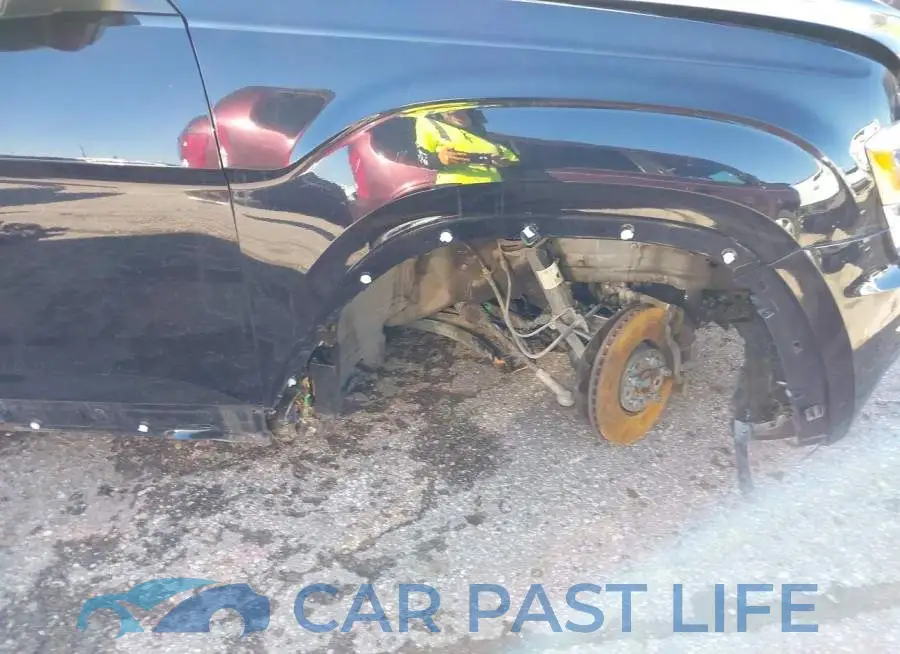 1V2ER2CAXKC587738# 6
