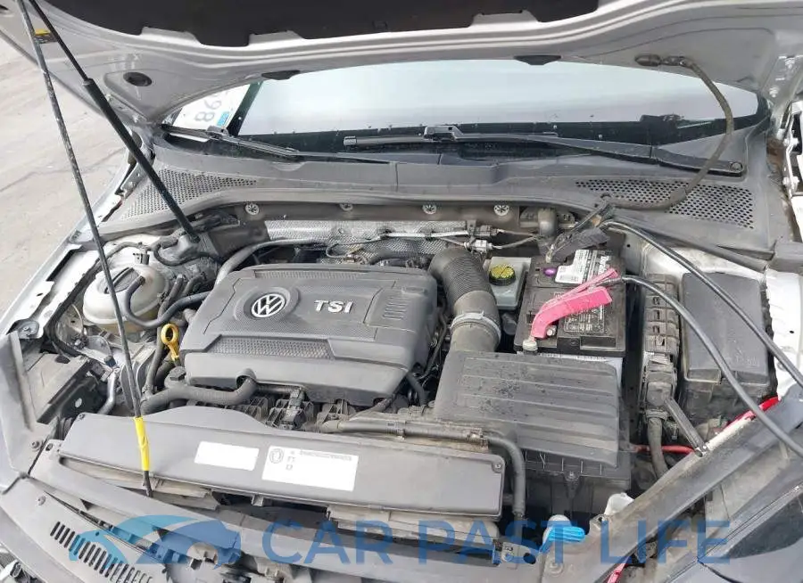 3VW5T7AU7GM014392# 10