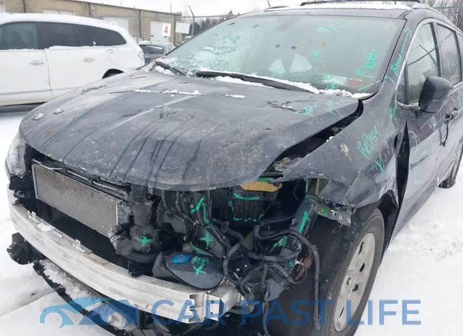 2C4RC1L79LR200592# 6