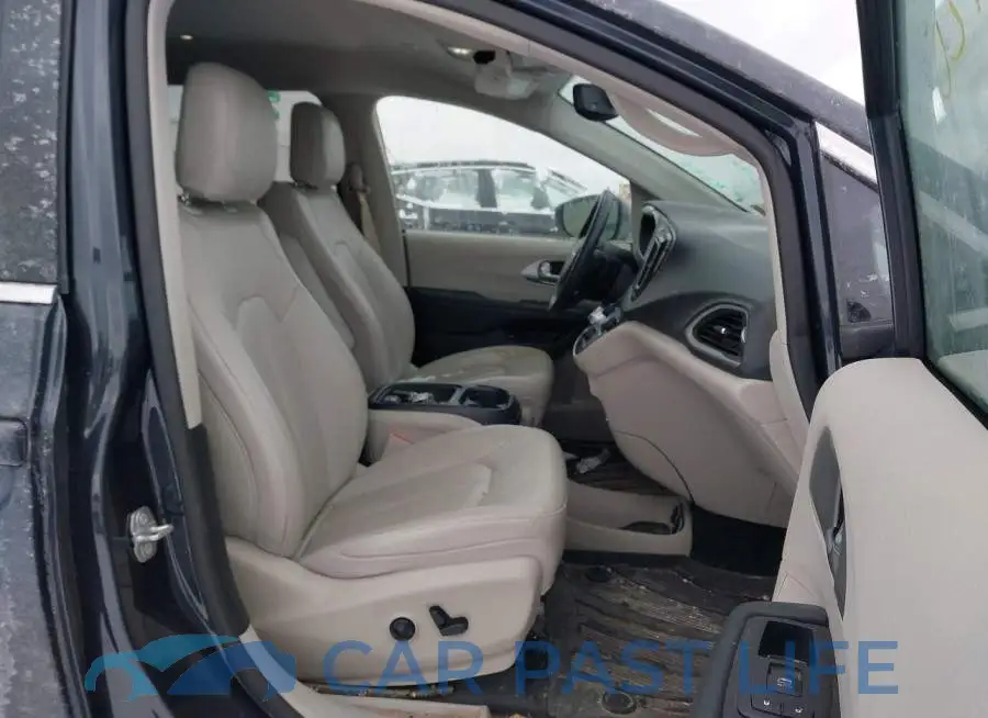 2C4RC1L79LR200592# 5