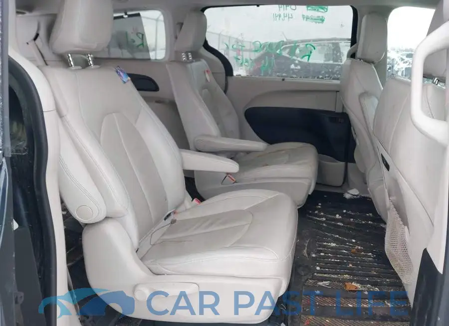 2C4RC1L79LR200592# 8